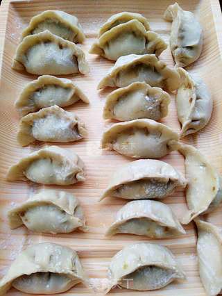 猪肉大葱饺子,的做法步骤:6