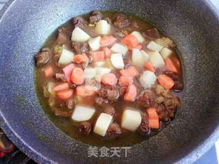 土豆牛肉饭的做法步骤:7