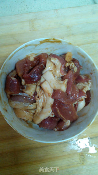 土豆粉蒸肉的做法步骤:3