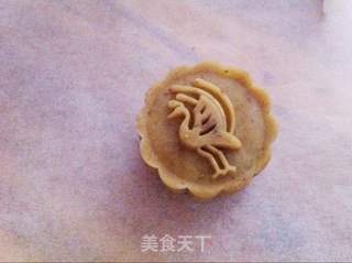 栗蓉皮豆沙月饼的做法步骤:15