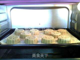 广式火腿月饼的做法步骤:20