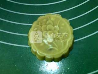 广式火腿月饼的做法步骤:18