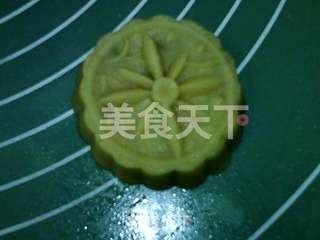 广式五仁瑶柱月饼的做法步骤:20