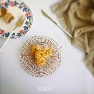 长帝烤箱试用报告——广式五仁月饼的做法步骤:6