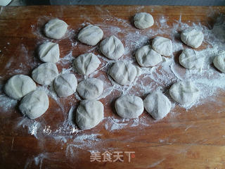 圆白菜芹菜猪肉包的做法步骤:12
