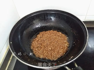 圆白菜芹菜猪肉包的做法步骤:4