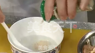 滑炒——宫保鸡丁的做法步骤:3