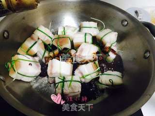 红烧元宝肉的做法步骤:10