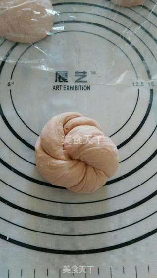 火龙果盘花小餐包的做法步骤:8
