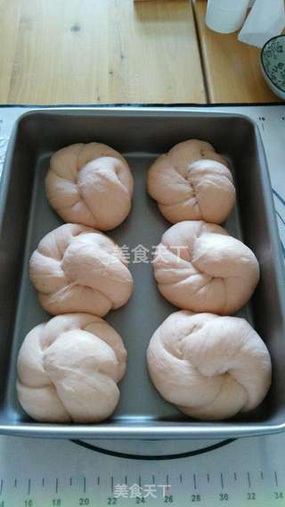 火龙果盘花小餐包的做法步骤:10