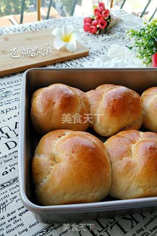 火龙果盘花小餐包的做法步骤:16