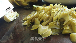 特色螺蛳斑鱼锅丨大嘴螺的做法步骤:3