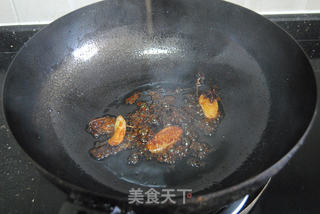 五香焖猪手的做法步骤:4