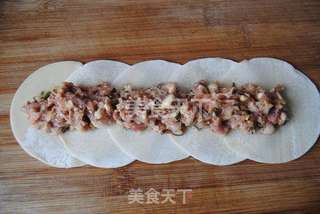 香菇猪肉锅贴的做法步骤:6