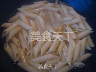 番茄酱意大利通心粉的做法步骤:5