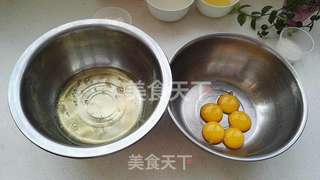 原味戚风蛋糕的做法步骤:2