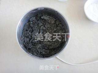 黑芝麻卷的做法步骤:3