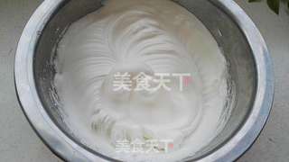 原味戚风蛋糕的做法步骤:15