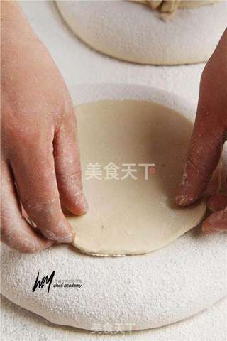 玫瑰花装饰面包的做法步骤:11