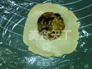 苏式火腿月饼的做法步骤:13