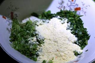 豆渣蔬菜饼的做法步骤:4