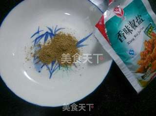 【学生族早餐】椒盐烤馍片的做法步骤:2
