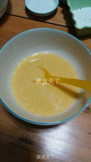 红丝绒蛋糕的做法步骤:3