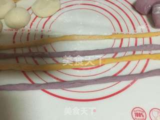 彩色绣球馒头的做法步骤:5