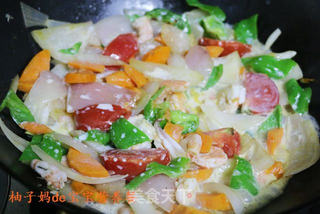 鲜虾芝士焗饭的做法步骤:6