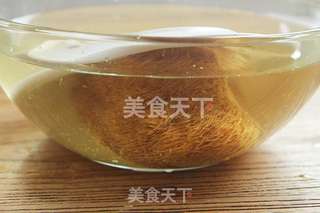 灵芝猴头菇枸杞汤的做法步骤:2