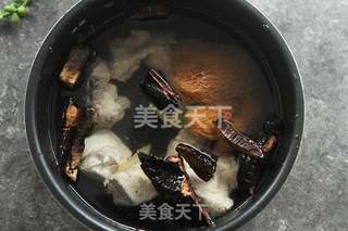 灵芝猴头菇枸杞汤的做法步骤:5