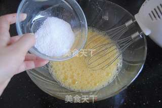 斑马杯子蛋糕的做法步骤:3