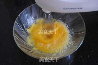 斑马杯子蛋糕的做法步骤:2