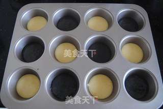 斑马杯子蛋糕的做法步骤:12