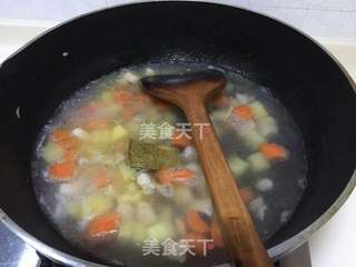 盖被子睡觉的小熊咖喱饭的做法步骤:7