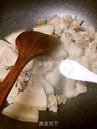 回锅肉的做法步骤:4