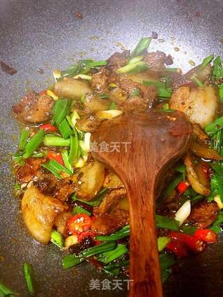 回锅肉的做法步骤:11