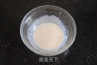 樱桃戚风蛋糕的做法步骤:2