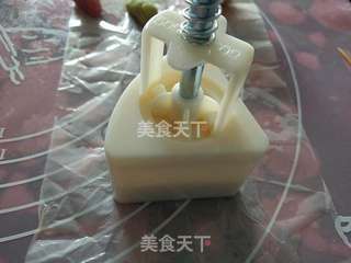 花式桃山月饼的做法步骤:11