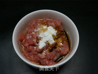 韭菜肉酱面------天凉好个秋的做法步骤：3