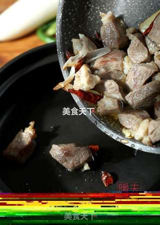 牛肉炖萝卜的做法步骤:4