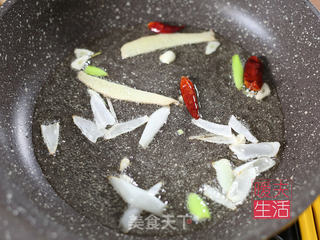 白菜豆腐汤的做法步骤:2
