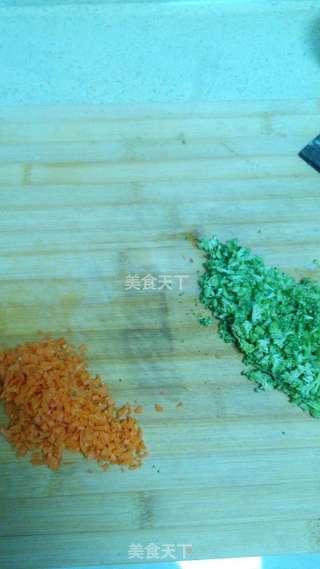 蔬菜糙米粥的做法步骤:2