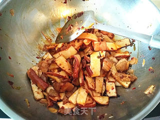 【回锅肉豆干】的做法步骤:10