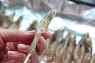 惊艳,超高颜值的蒜蓉芝士烤虾的做法步骤:3