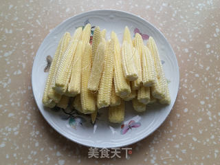 玉米笋炒肉的做法步骤：1