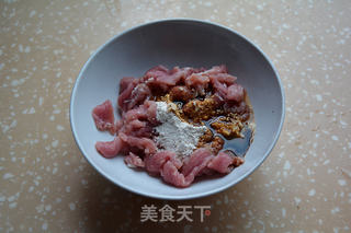 玉米笋炒肉的做法步骤：3