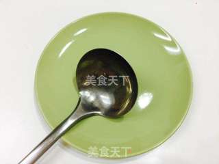 胡萝卜丝蛋饼的做法步骤:7