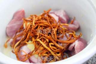 虫草花瘦肉汤的做法步骤：4