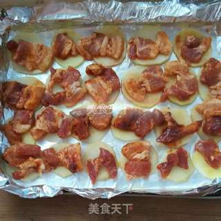 土豆片烤五花肉的做法步骤:6